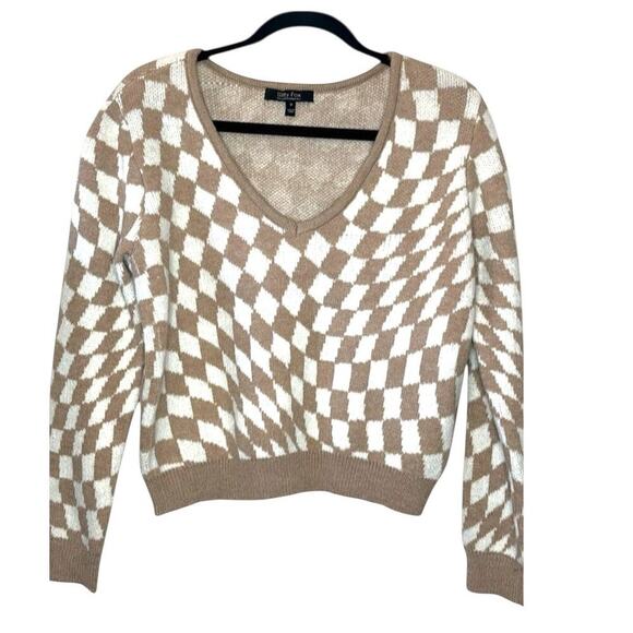 Tan & White Checkered V-Neck Sweater - Picture 1 of 3